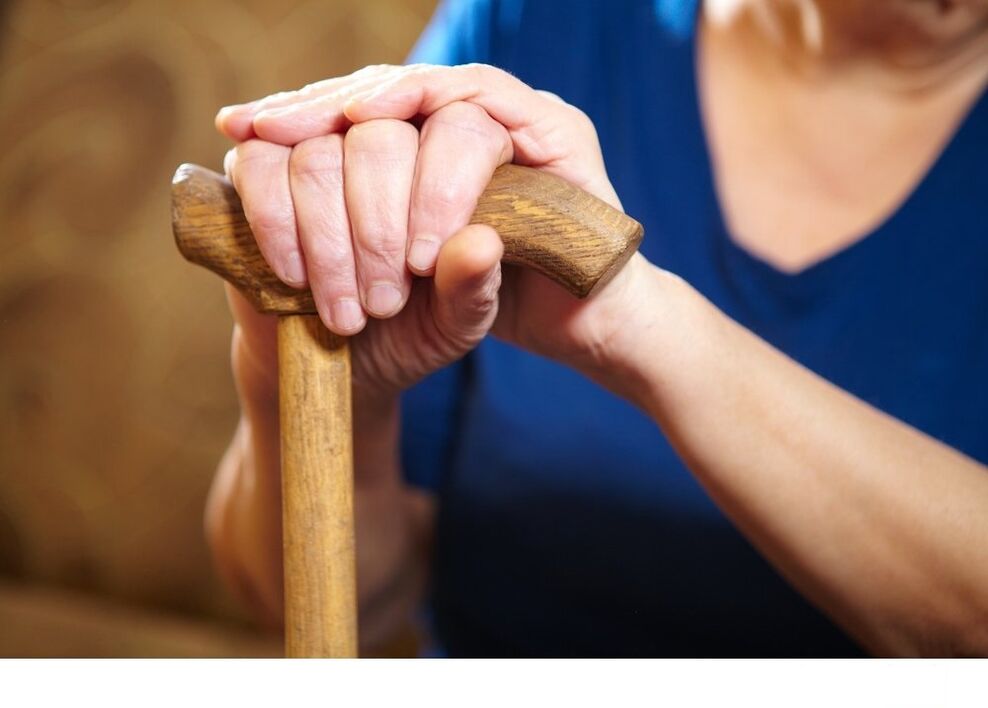En utilisant la tige pour la coxarthrose